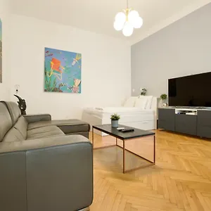 Standard By Hi5 - St. King Street 16. Budapest