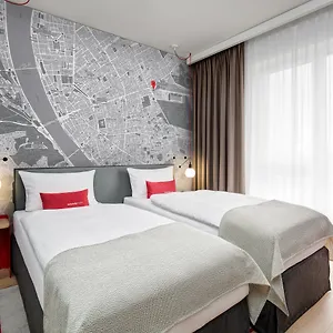 Intercityhotel Hotell