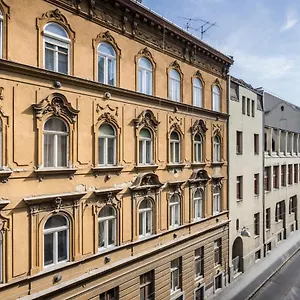 Cosy Tolnai Street Budapest
