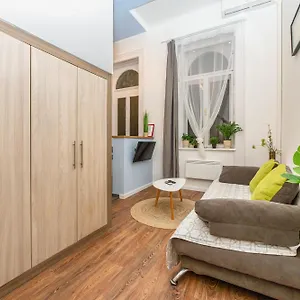  Appartement Historical Building Brody