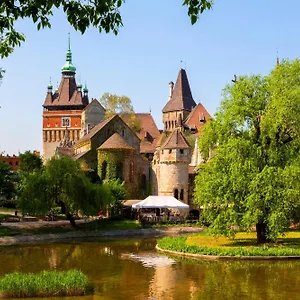 Budapestayz - Jozsef Budapest