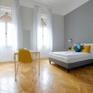 Budget By Hi5 - Palace Quarter Budapest