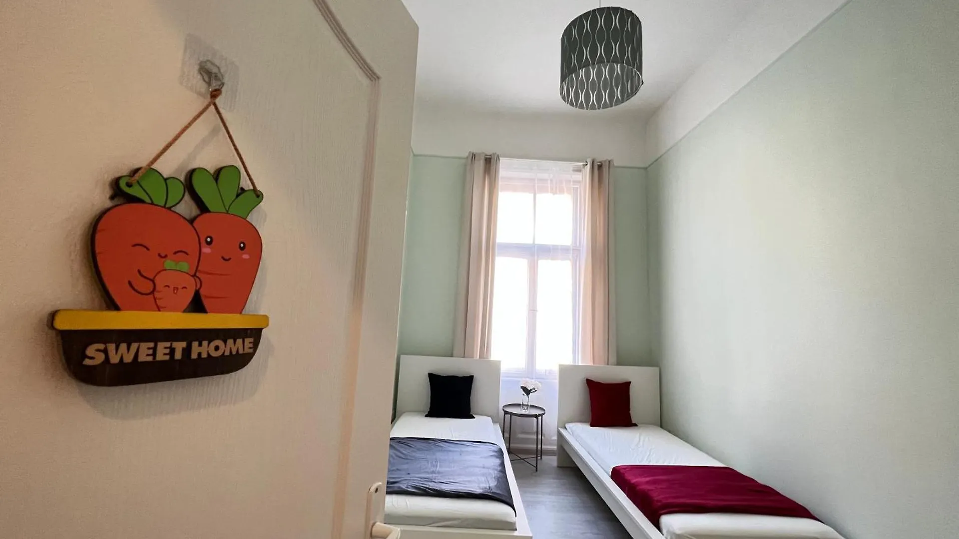 Homestay Baross Apartment With Convenience And Style Budapest Hungary