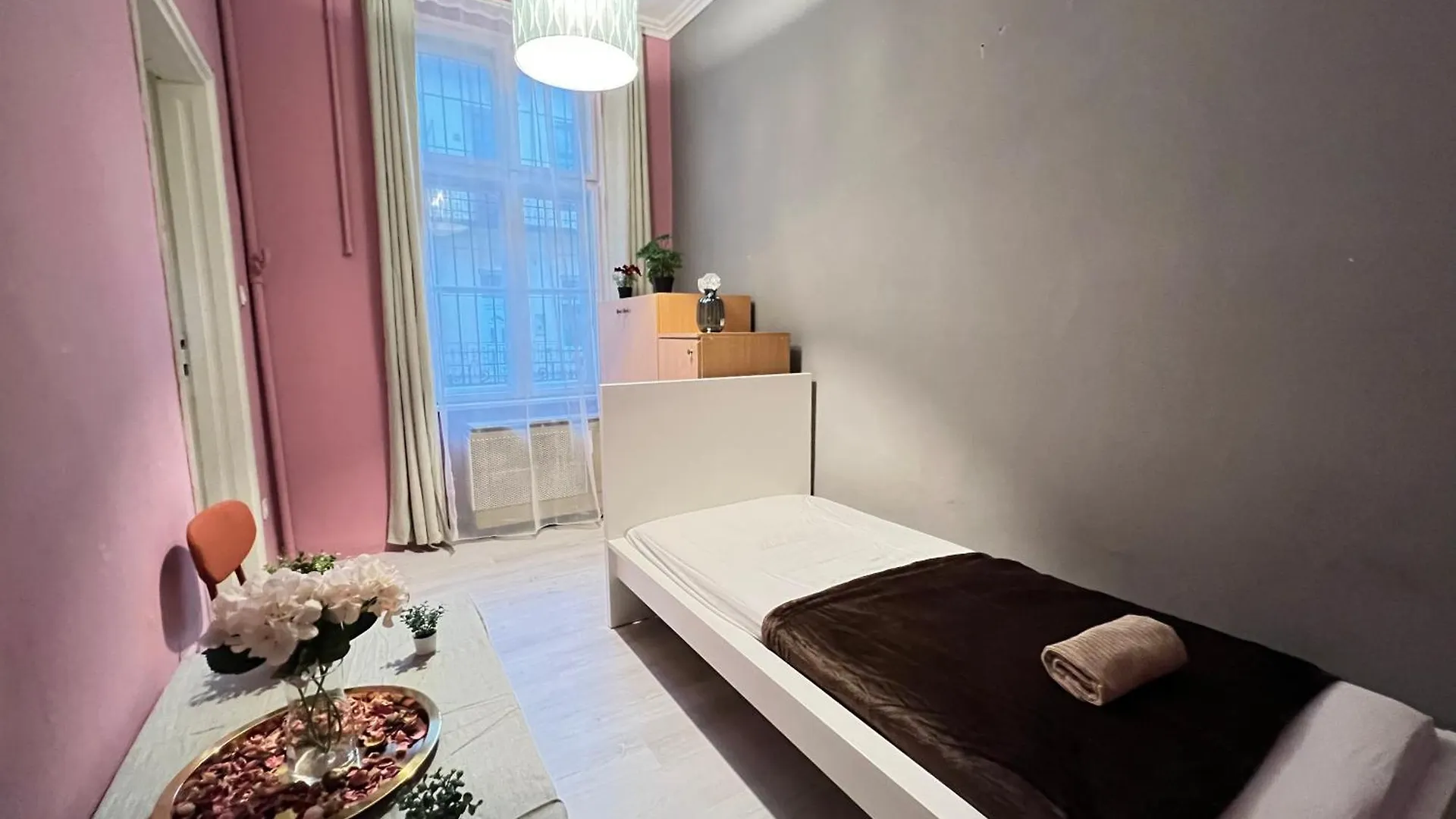 Baross Apartment With Convenience And Style Budapest 0*,  Hungary