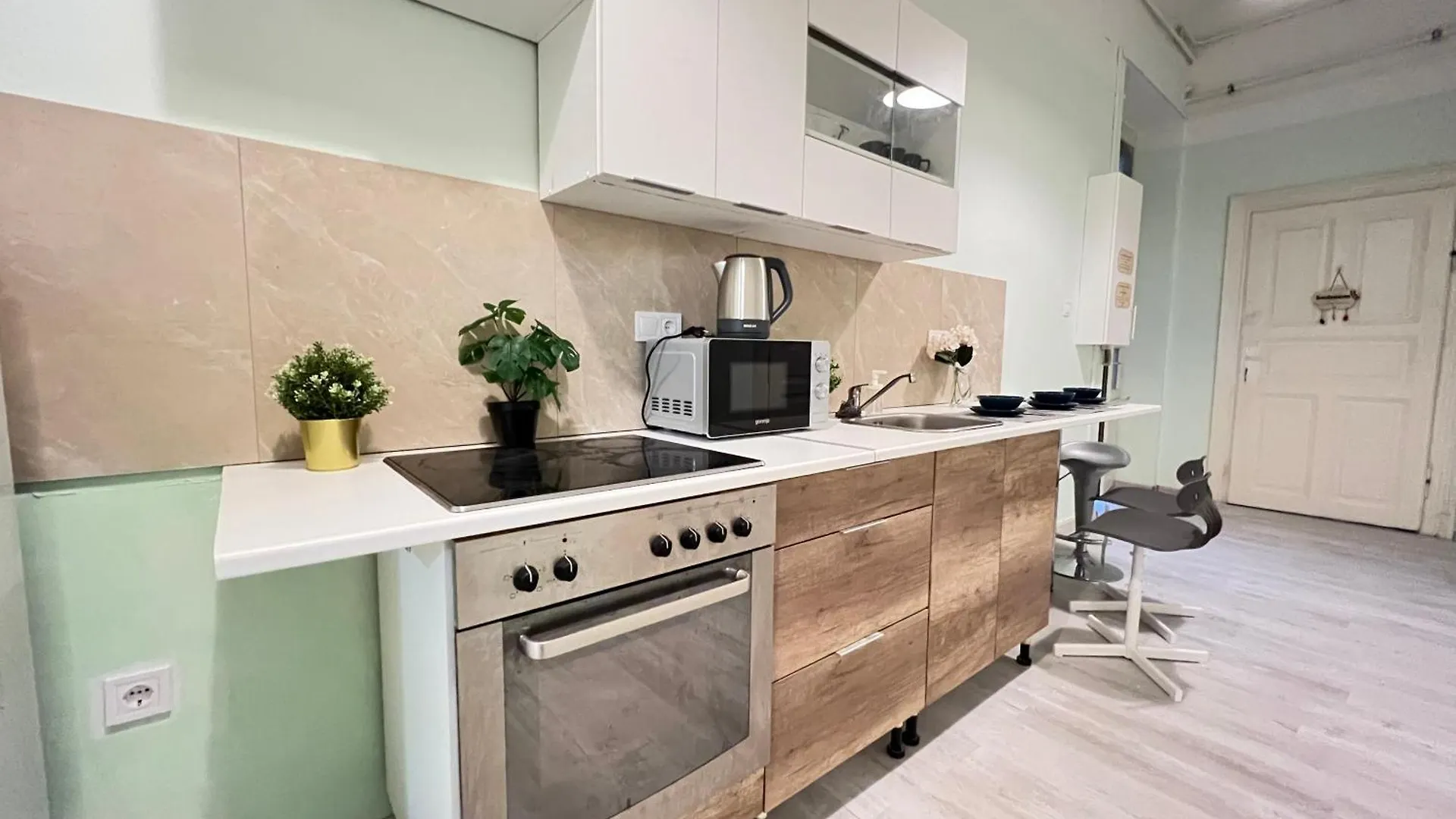 Baross Apartment With Convenience And Style Budapest Hungary