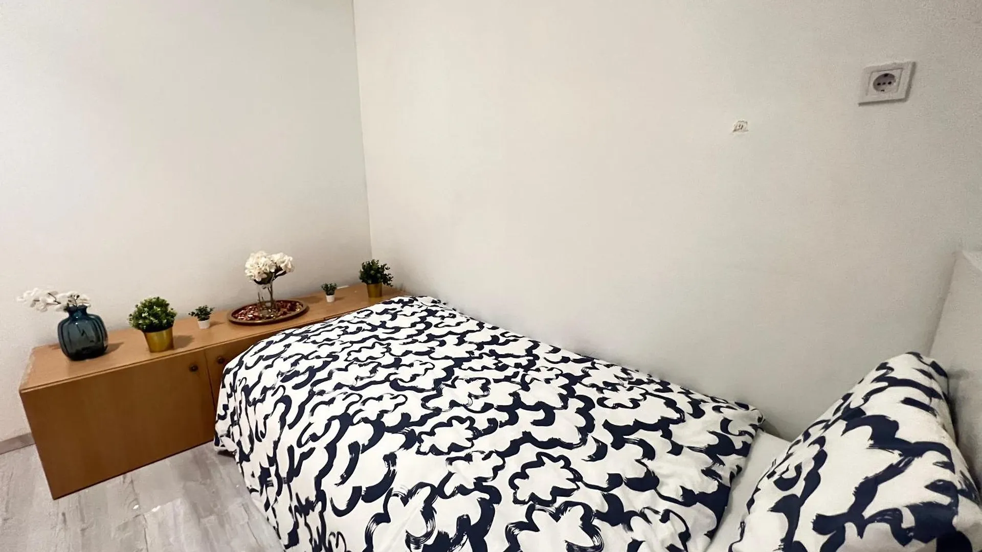 Baross Apartment With Convenience And Style Budapest Homestay