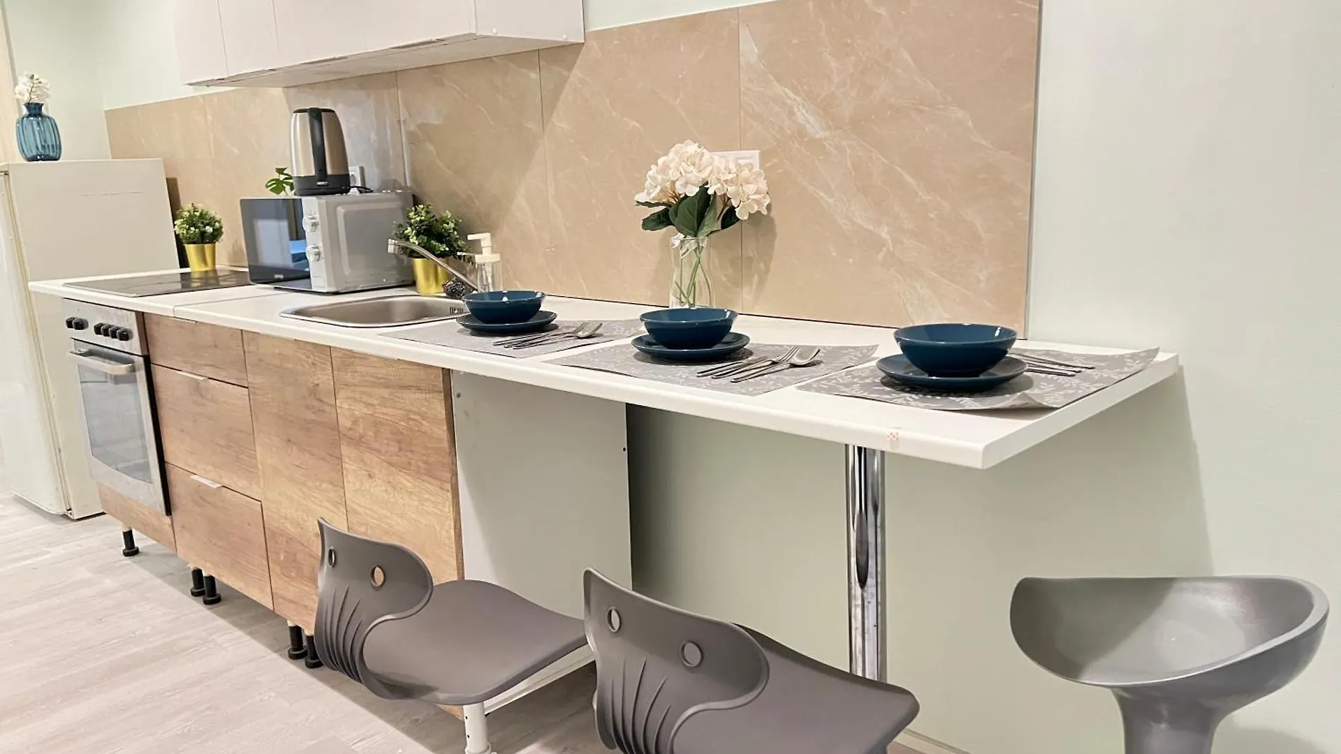 Baross Apartment With Convenience And Style Budapest Homestay