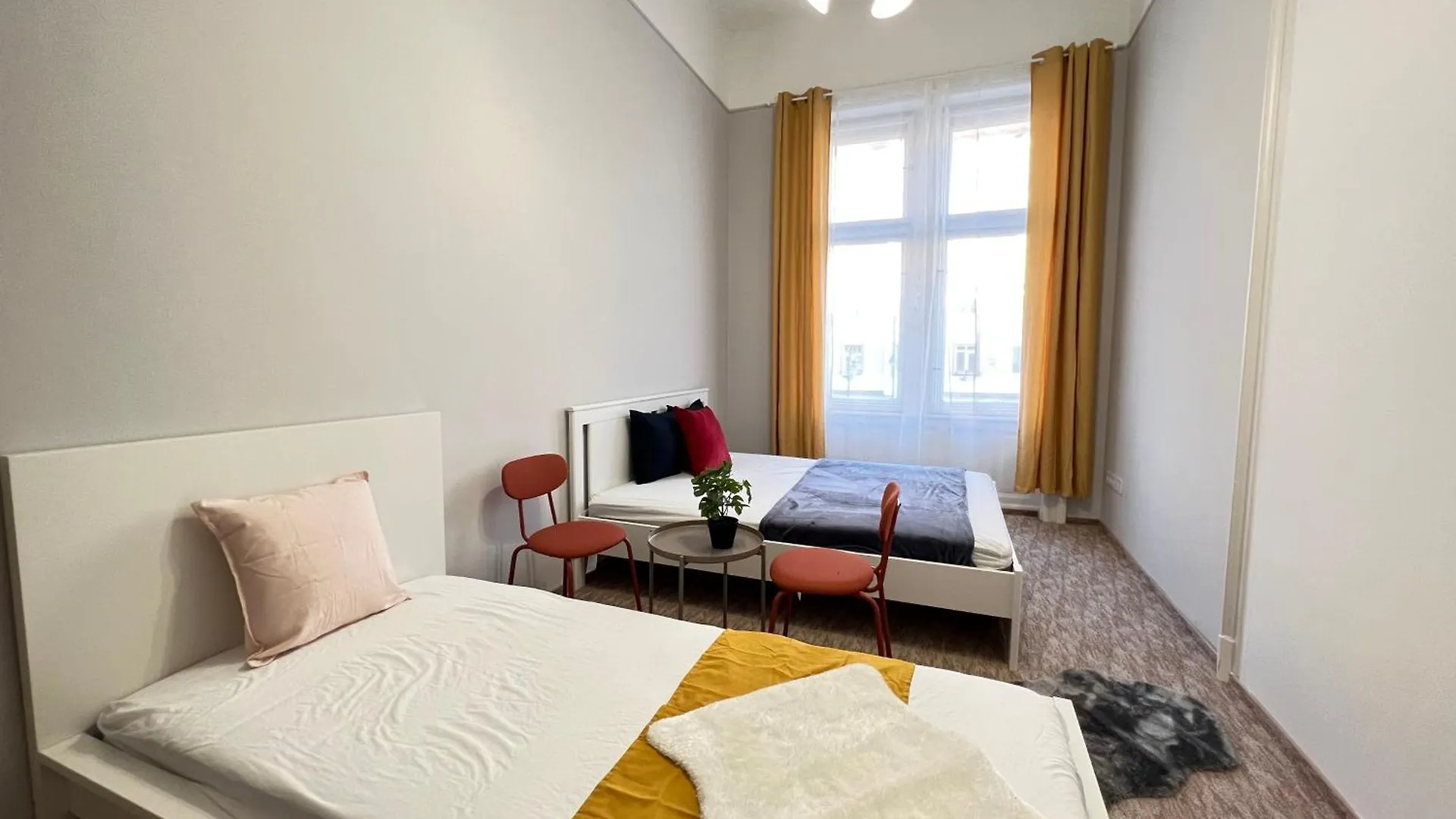 Baross Apartment With Convenience And Style Budapest Homestay